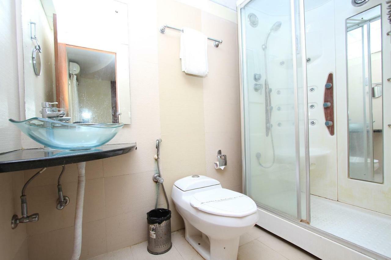 Capital O 46218 Royal Cottage Suite Kanpur Exteriör bild