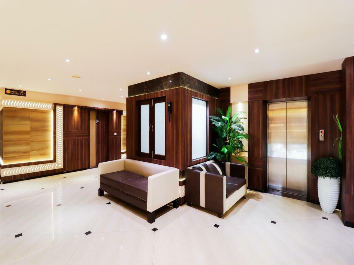 Capital O 46218 Royal Cottage Suite Kanpur Exteriör bild